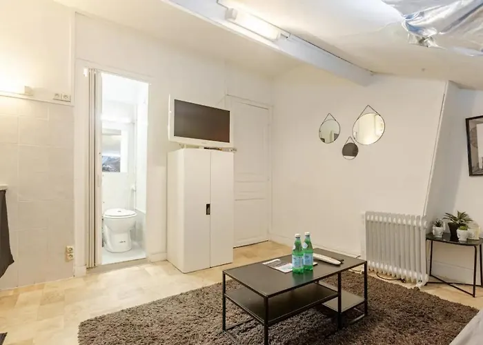 Cosy- Centre